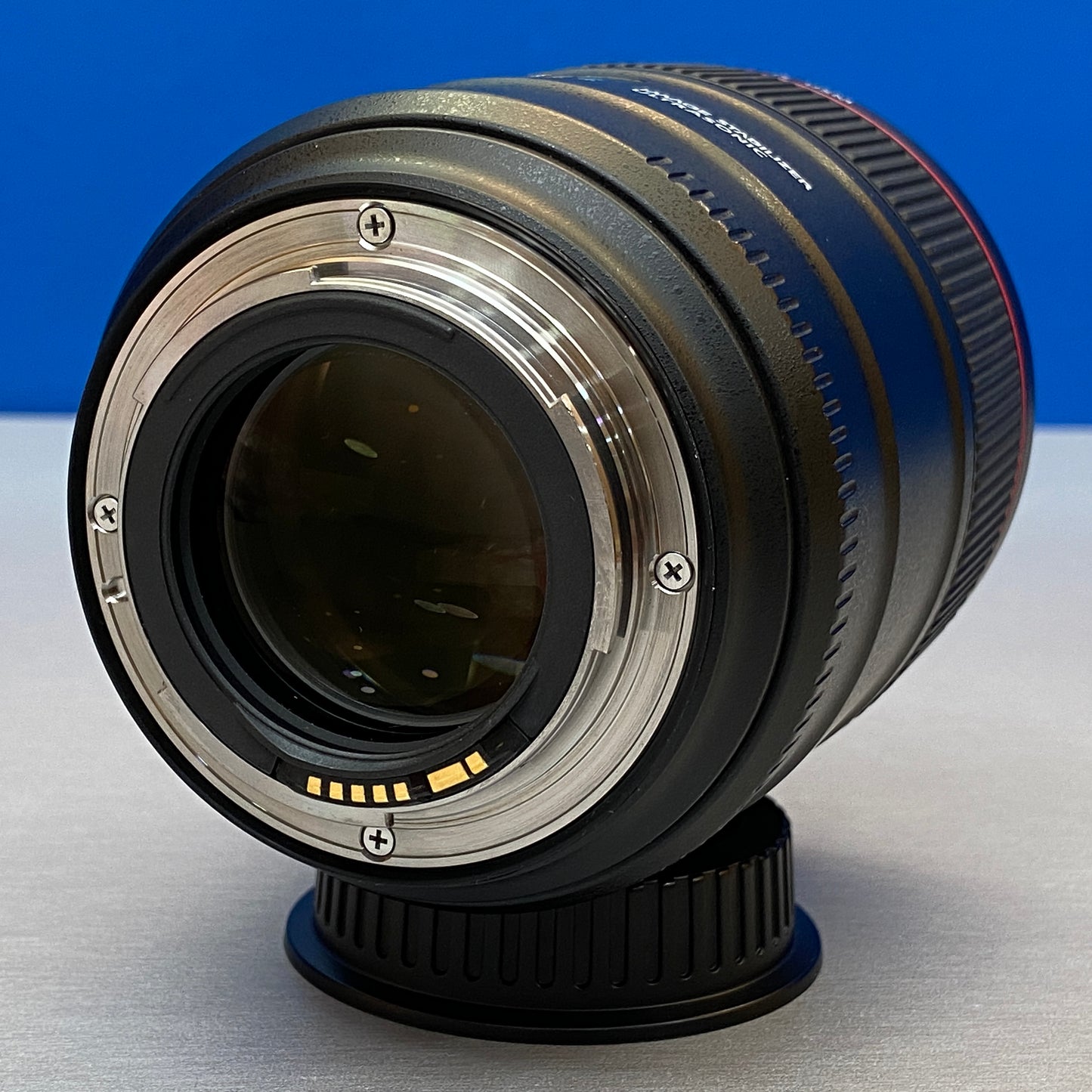 Canon EF 85mm f/1.4 L IS USM