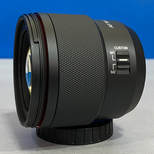 Samyang AF 75mm f/1.8
