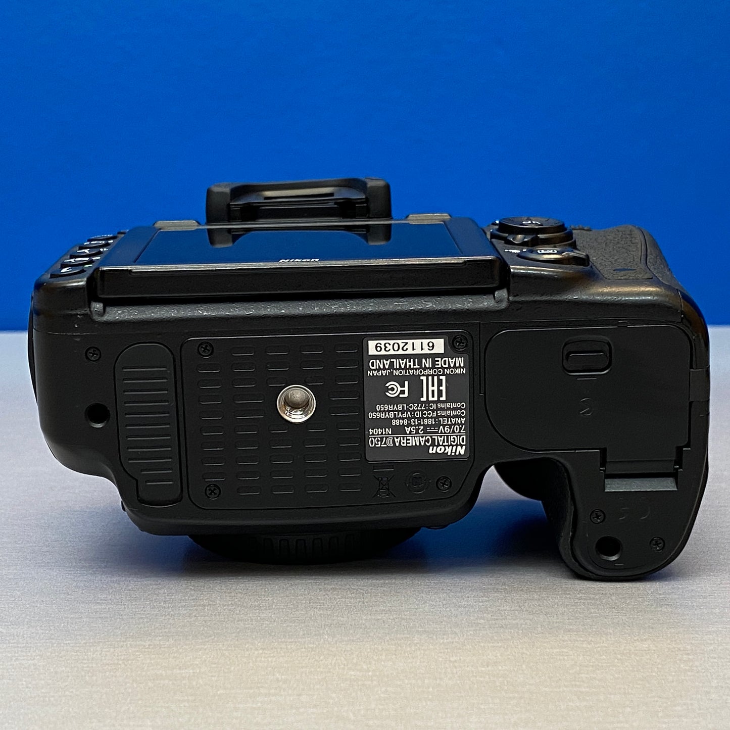 Nikon D750 (Corpo) - 24.3MP