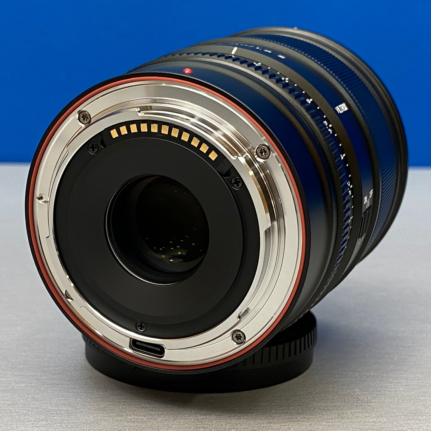 Viltrox PRO AF 27mm f/1.2 STM ASPH ED IF