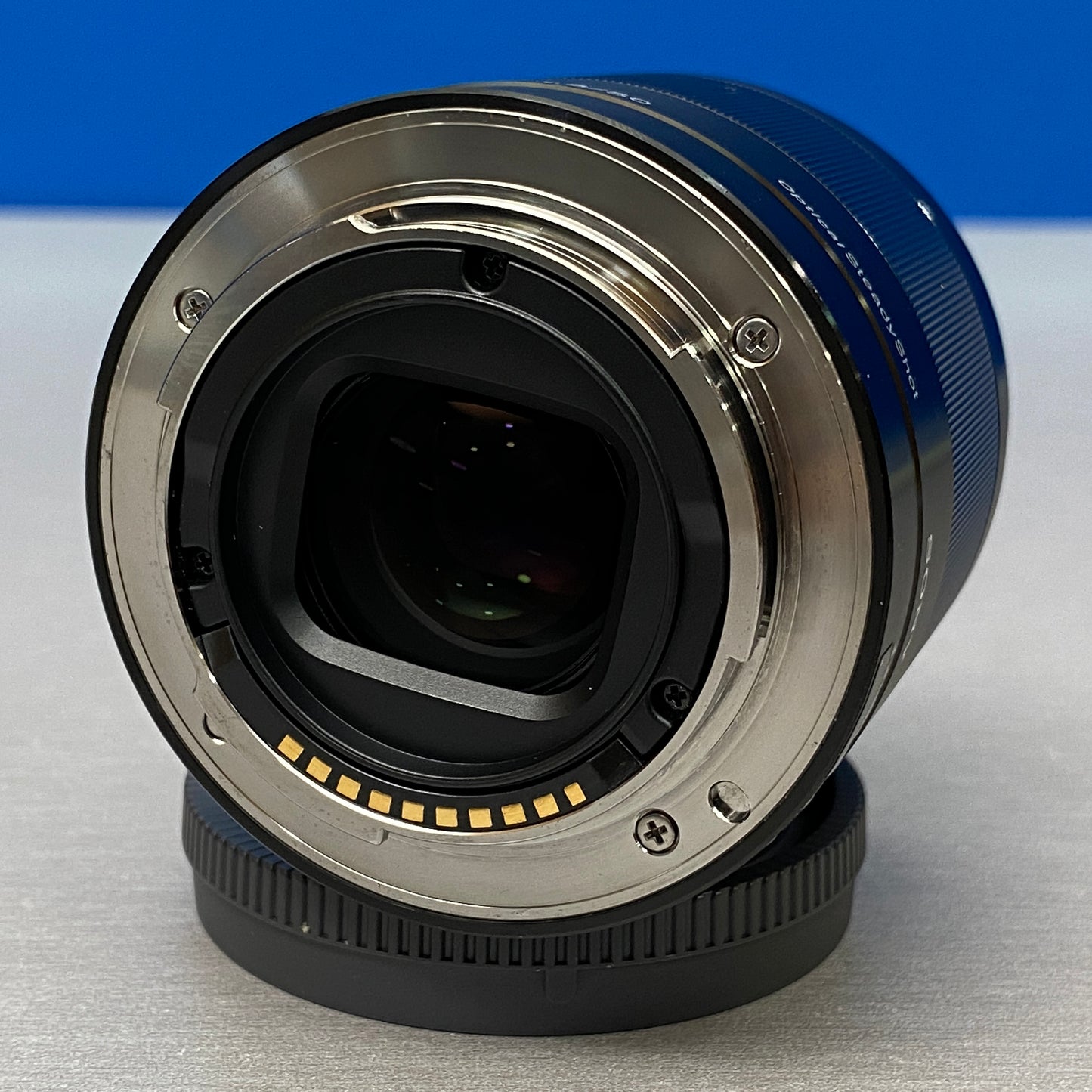 Sony E 50mm f/1.8 OSS