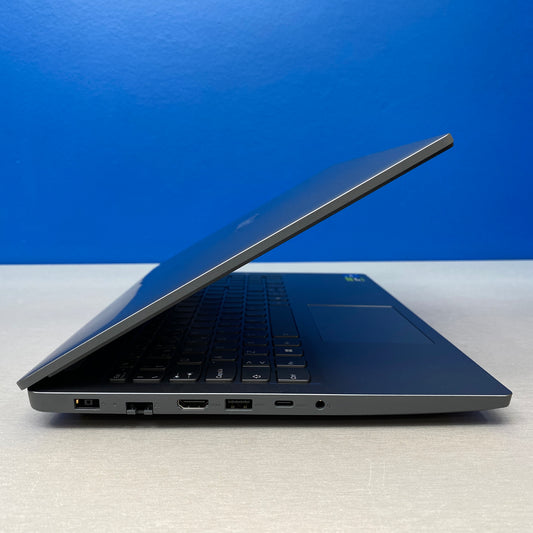 Lenovo LOQ 15IAX9E - 15.6" FHD 144Hz | i5-12450HX | 16GB | 512GB SSD | RTX 2050 4GB