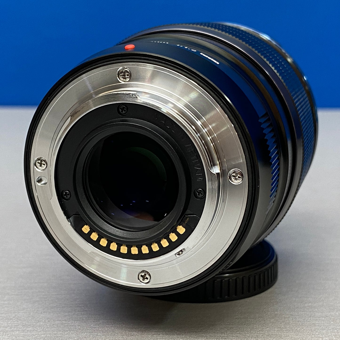 Olympus M.Zuiko Digital ED 17mm f/1.2 PRO