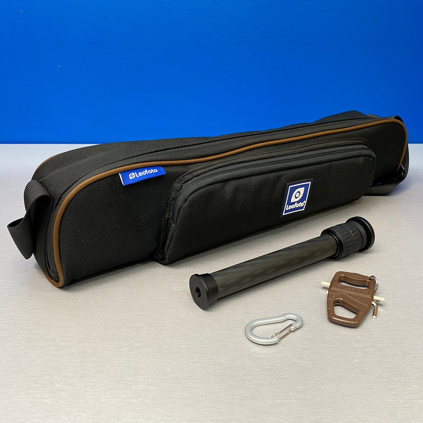 Tripé de Carbono Leofoto Ranger EF-224C + LH-25 (910g)