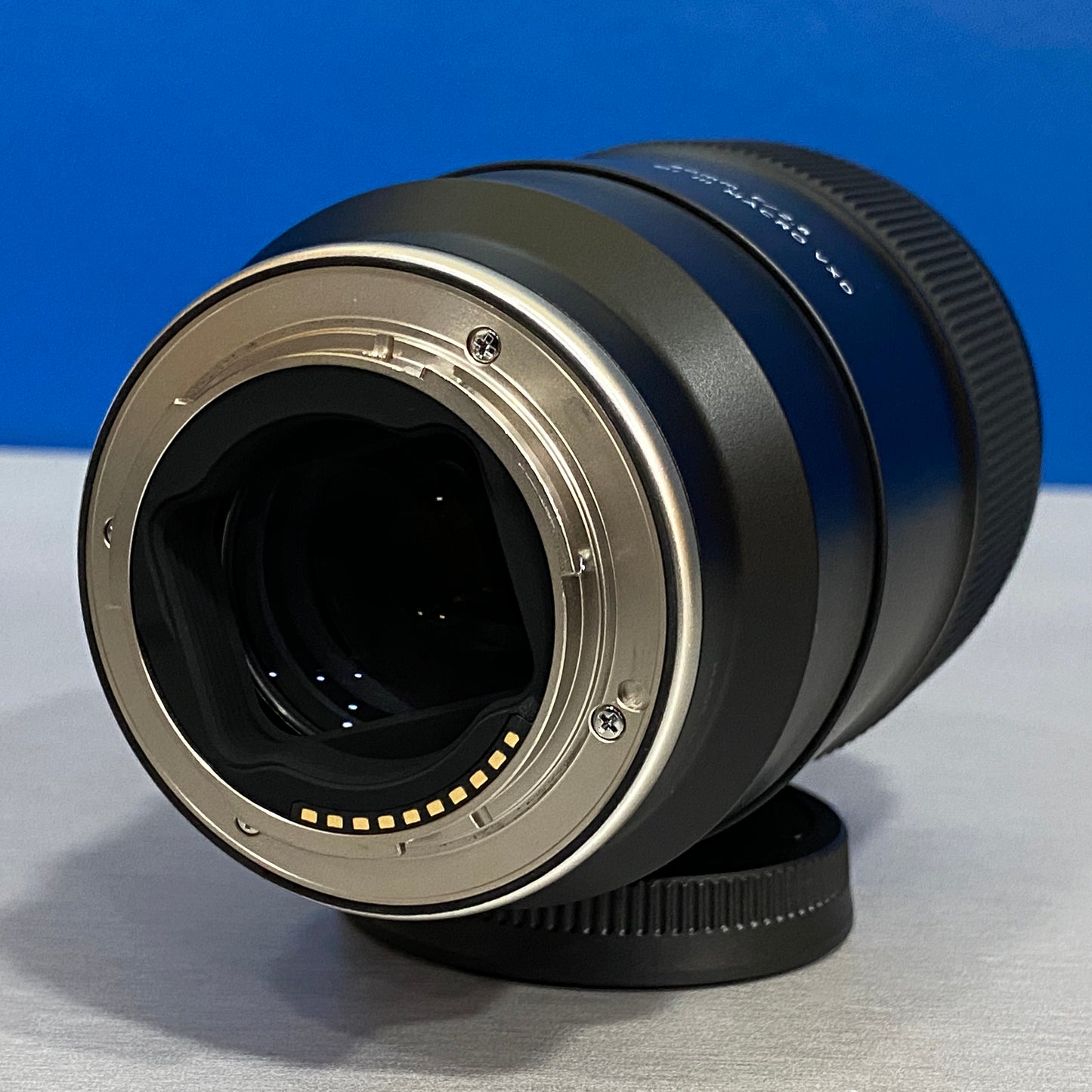 Tamron 90mm f/2.8 Di III Macro VXD