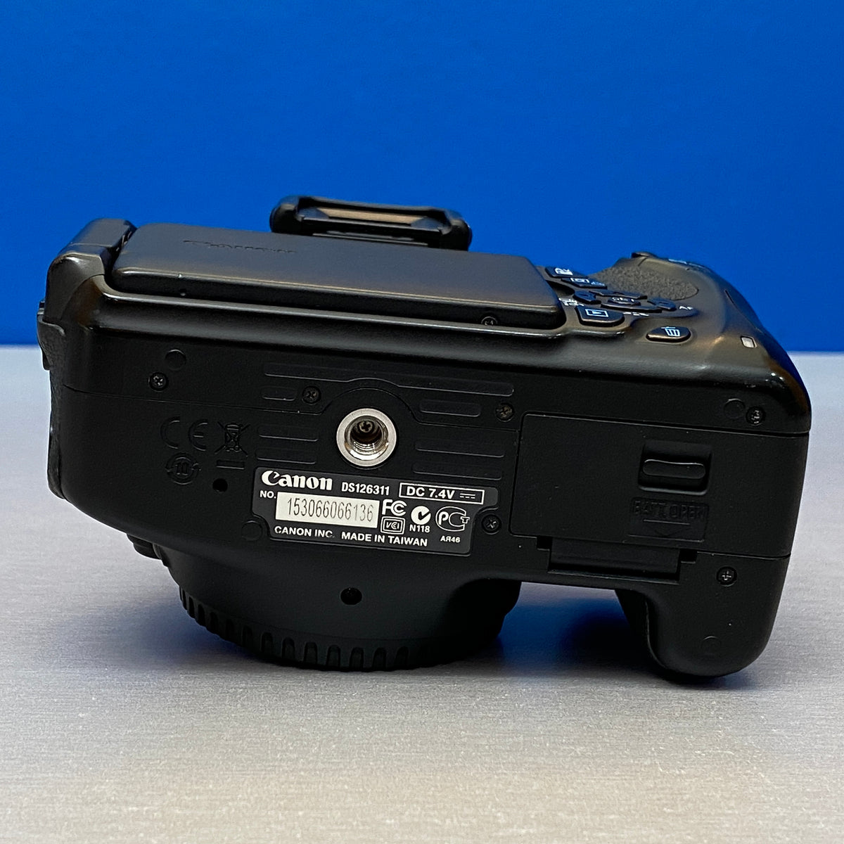 Canon EOS 600D (Corpo) - 18MP