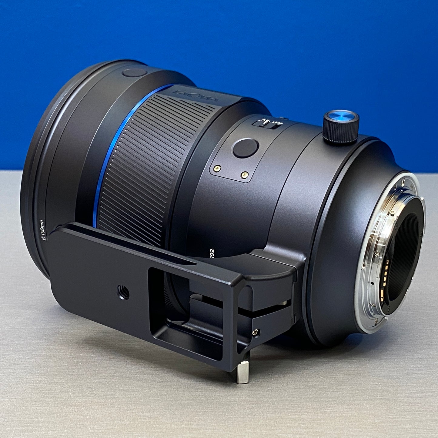 Laowa 200mm f/2.0 AF FF | NOVA