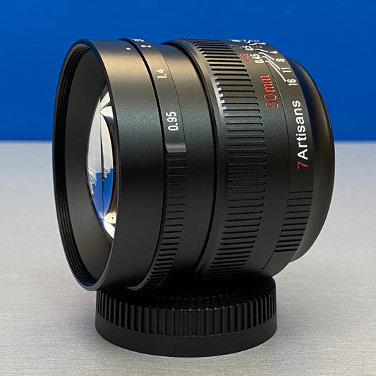 7Artisans 50mm f/0.95 (NOVA)
