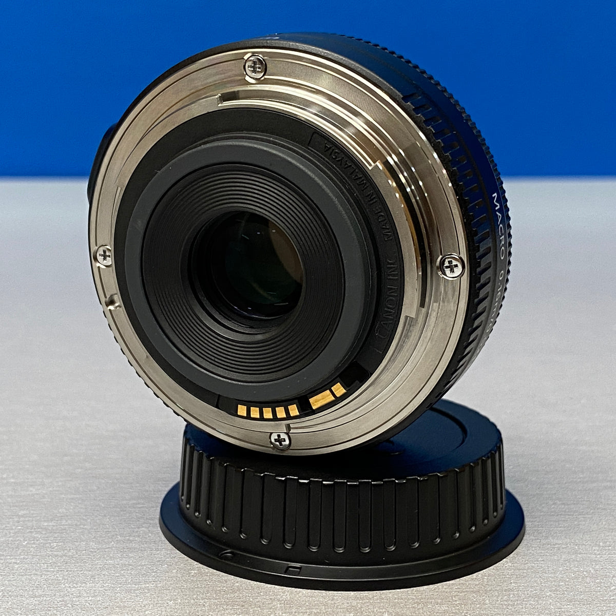 Canon EF-S 24mm f/2.8 STM