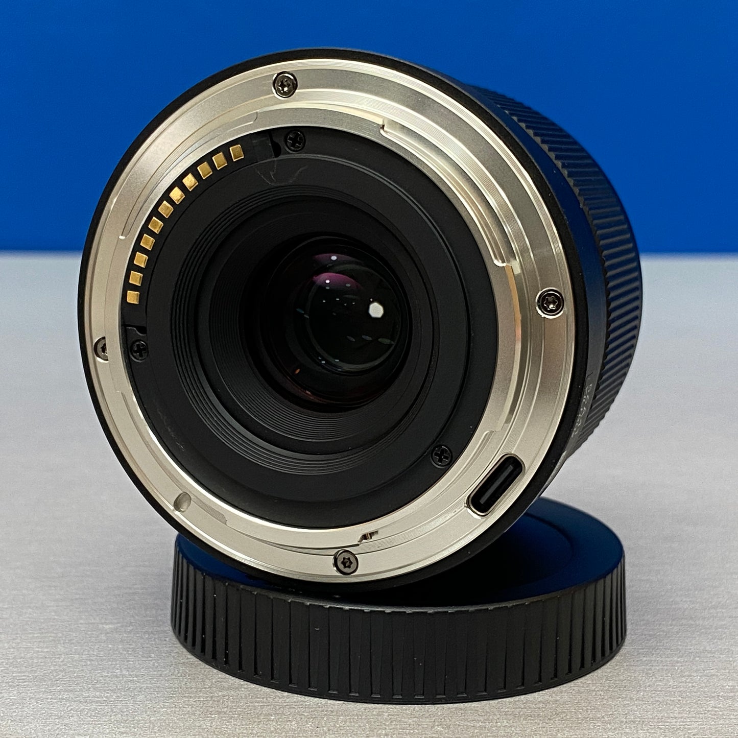 Viltrox AF 20mm f/2.8 STM ASPH