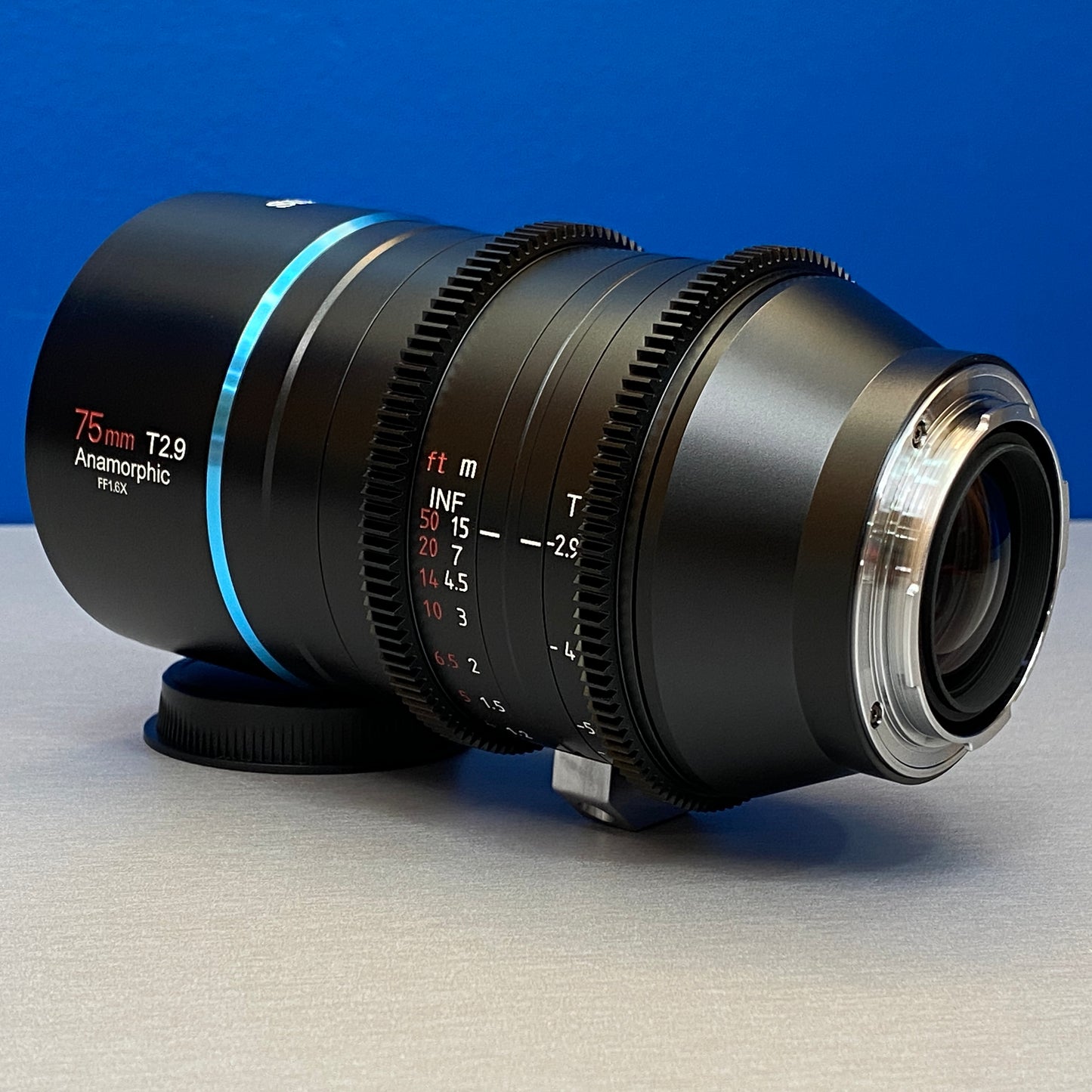 SIRUI Venus 75mm T2.9 1.6x Anamorphic (NOVA)