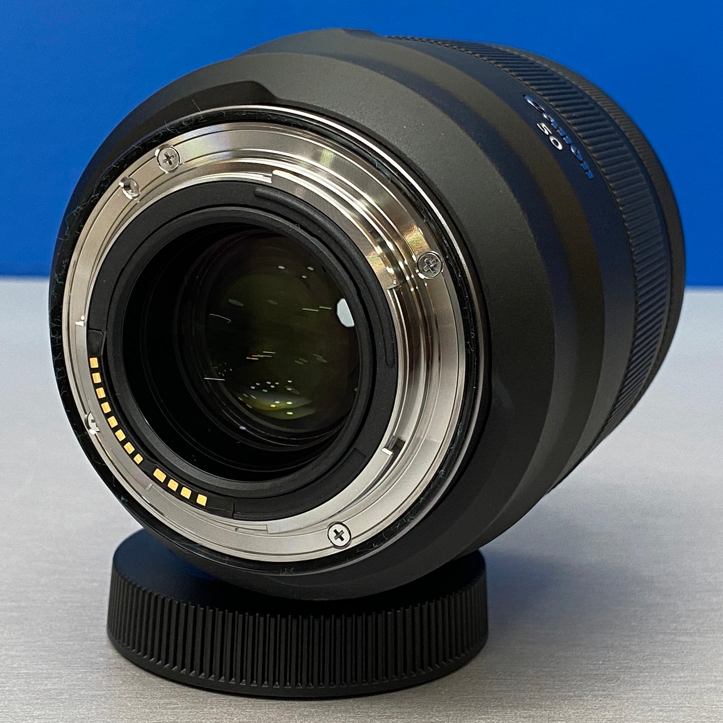Canon RF 50mm f/1.2 L USM