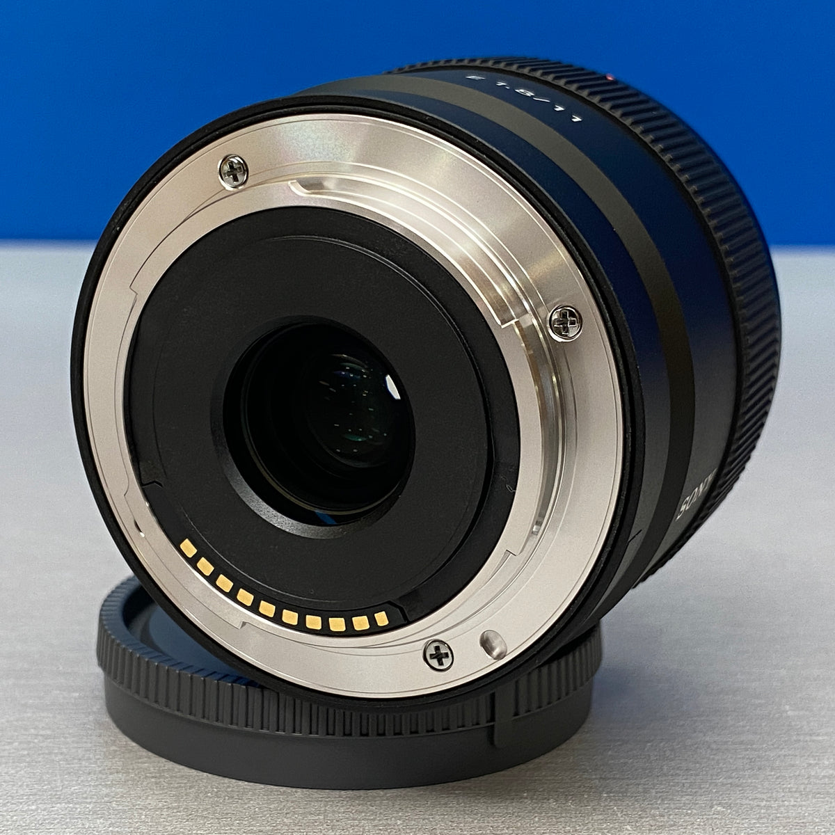 Sony E 11mm f/1.8 | NOVA