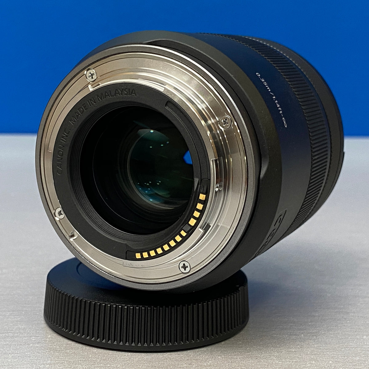 Canon RF 85mm f/2 Macro IS STM