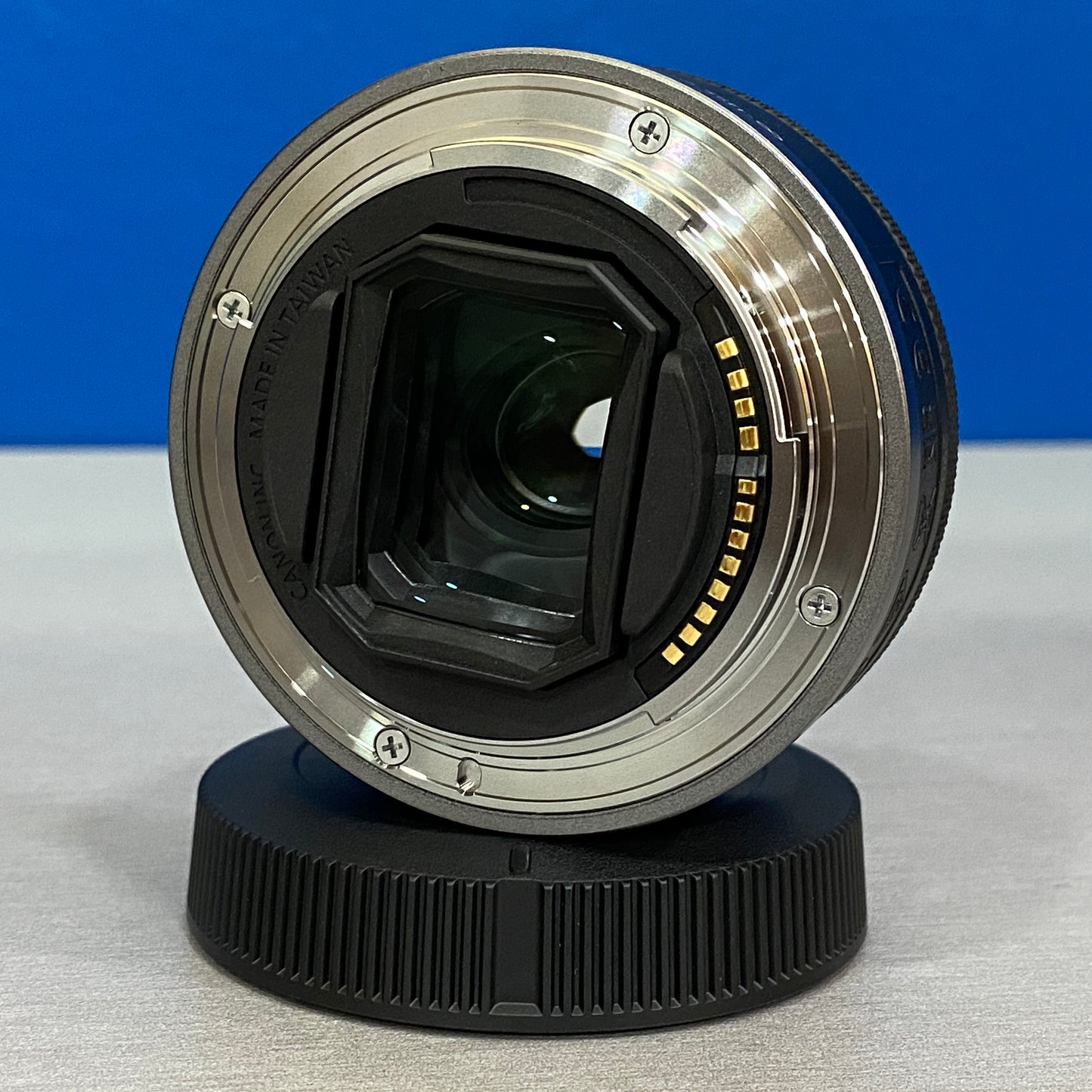 Canon RF 28mm f/2.8 STM | NOVA