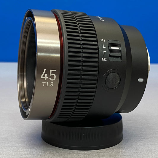 Samyang V-AF 45mm T1.9
