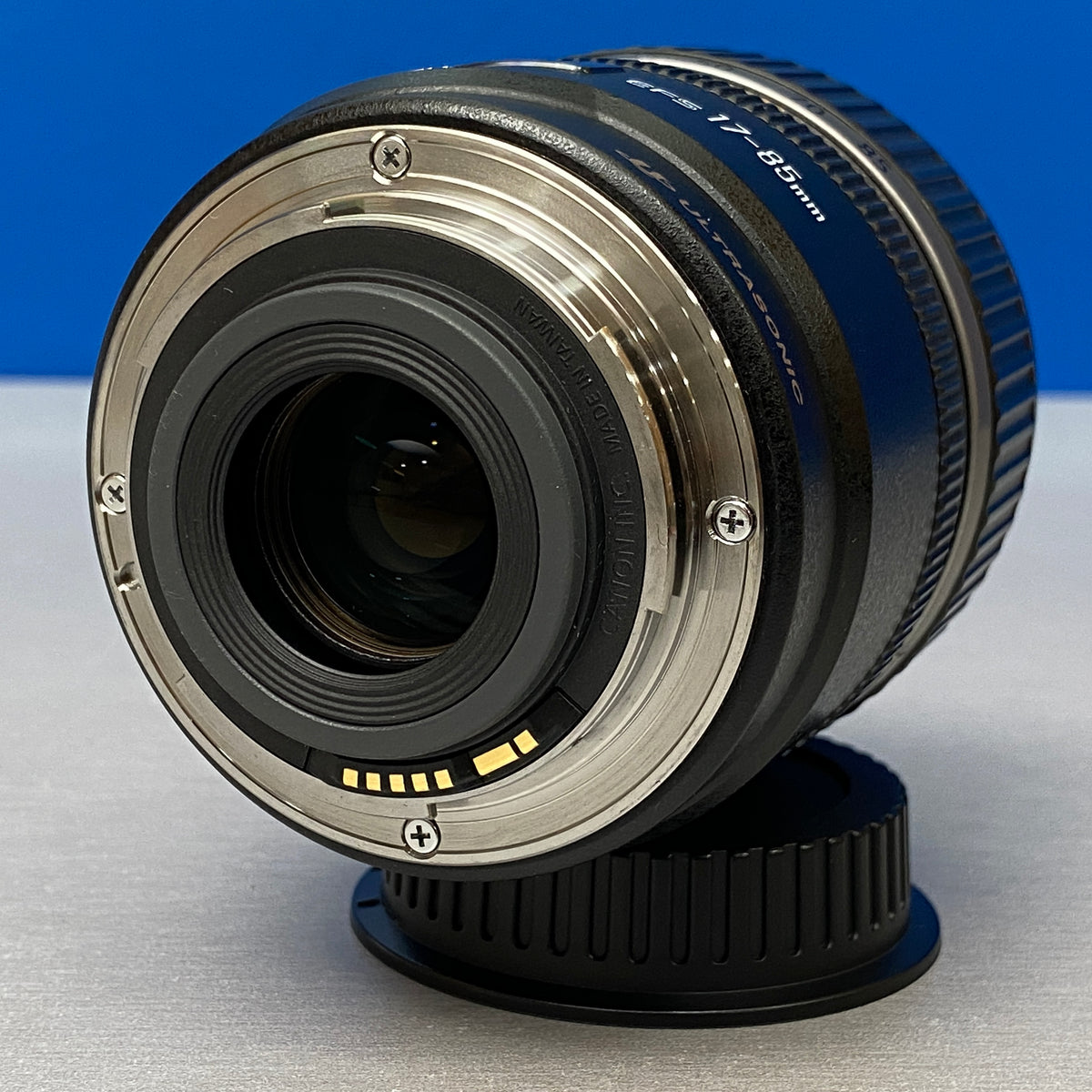 Canon EF-S 17-85mm f/4-5.6 IS USM