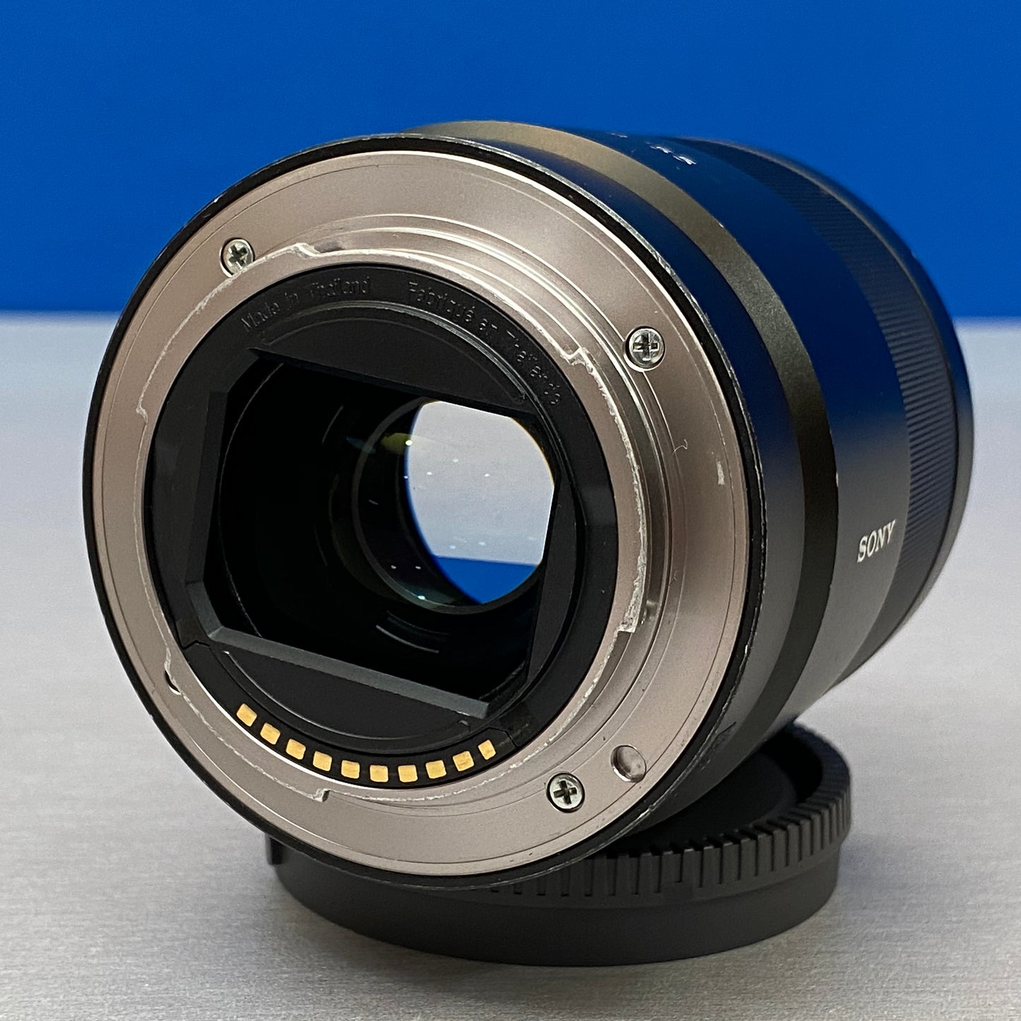 Sony Carl Zeiss Sonnar FE 55mm f/1.8 ZA T*