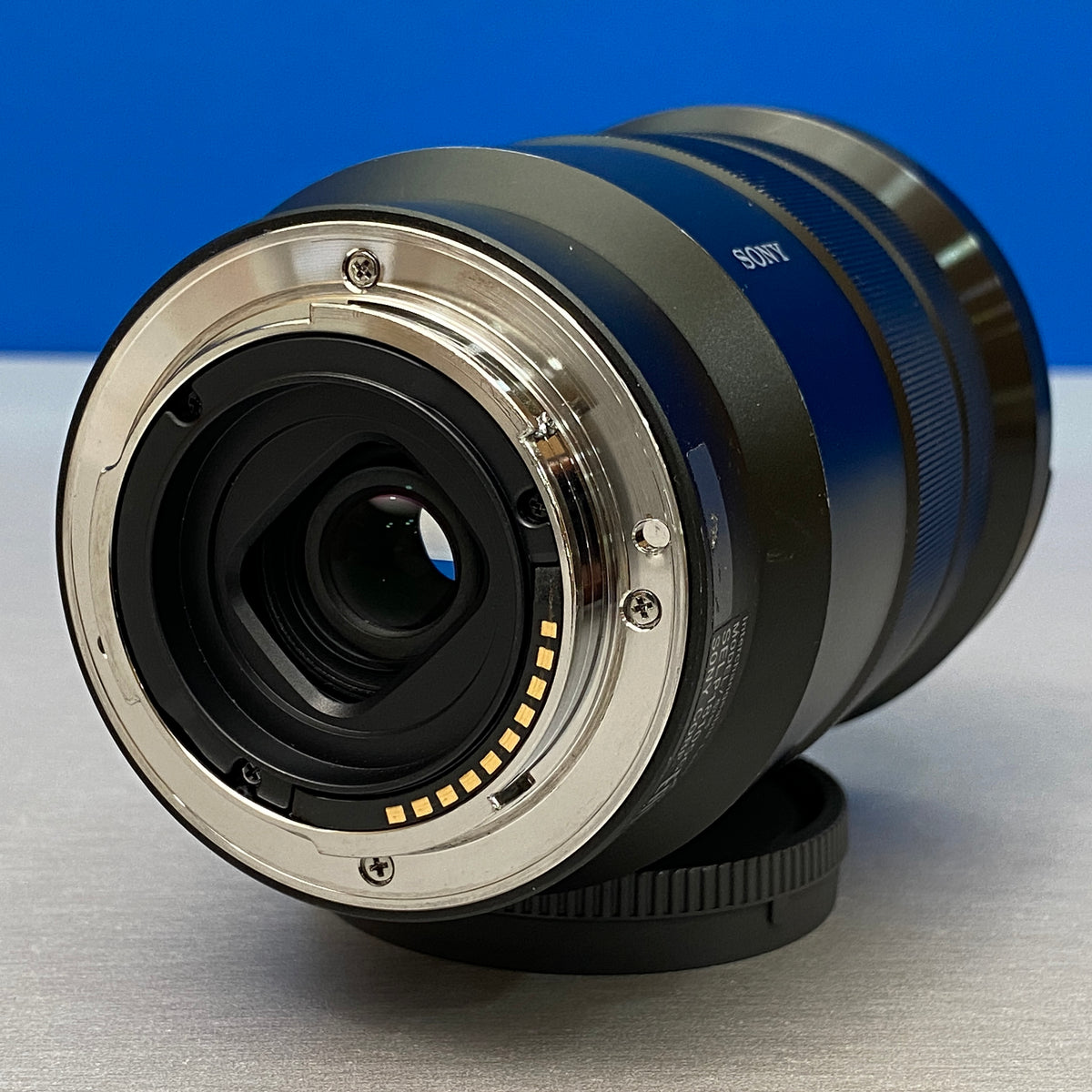 Sony E 18-105mm f/4 G PZ OSS