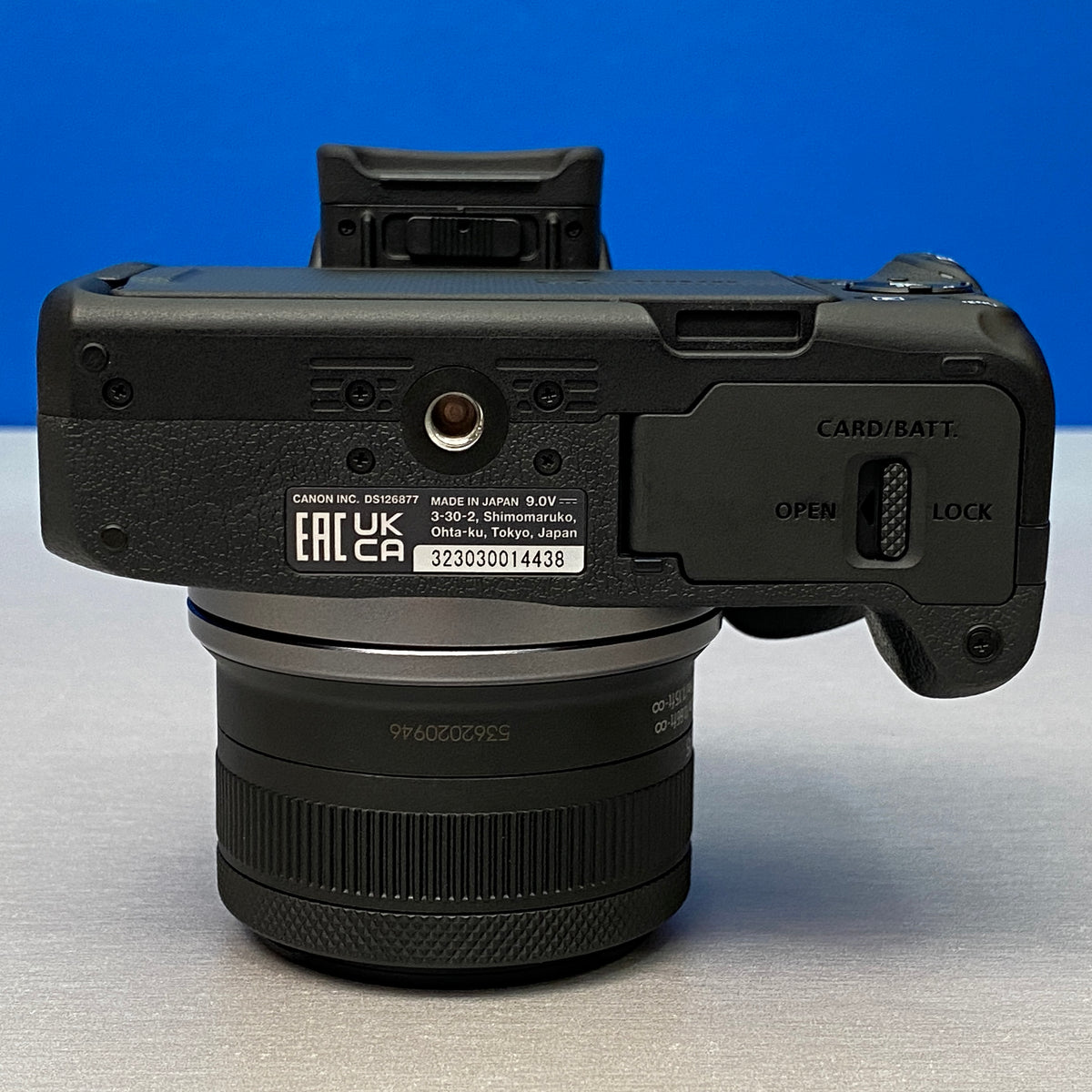 Canon EOS R50 (24.2MP) + RF-S 18-45mm f/4.5-6.3 IS STM