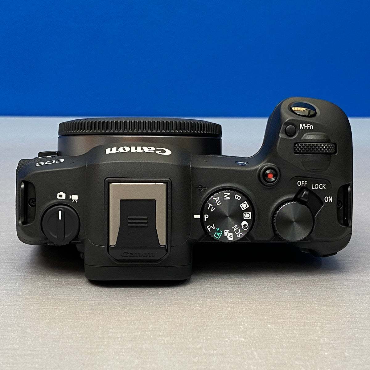 Canon EOS R8 (24.2MP) + RF 24-105mm f/4-7.1 IS STM | NOVA