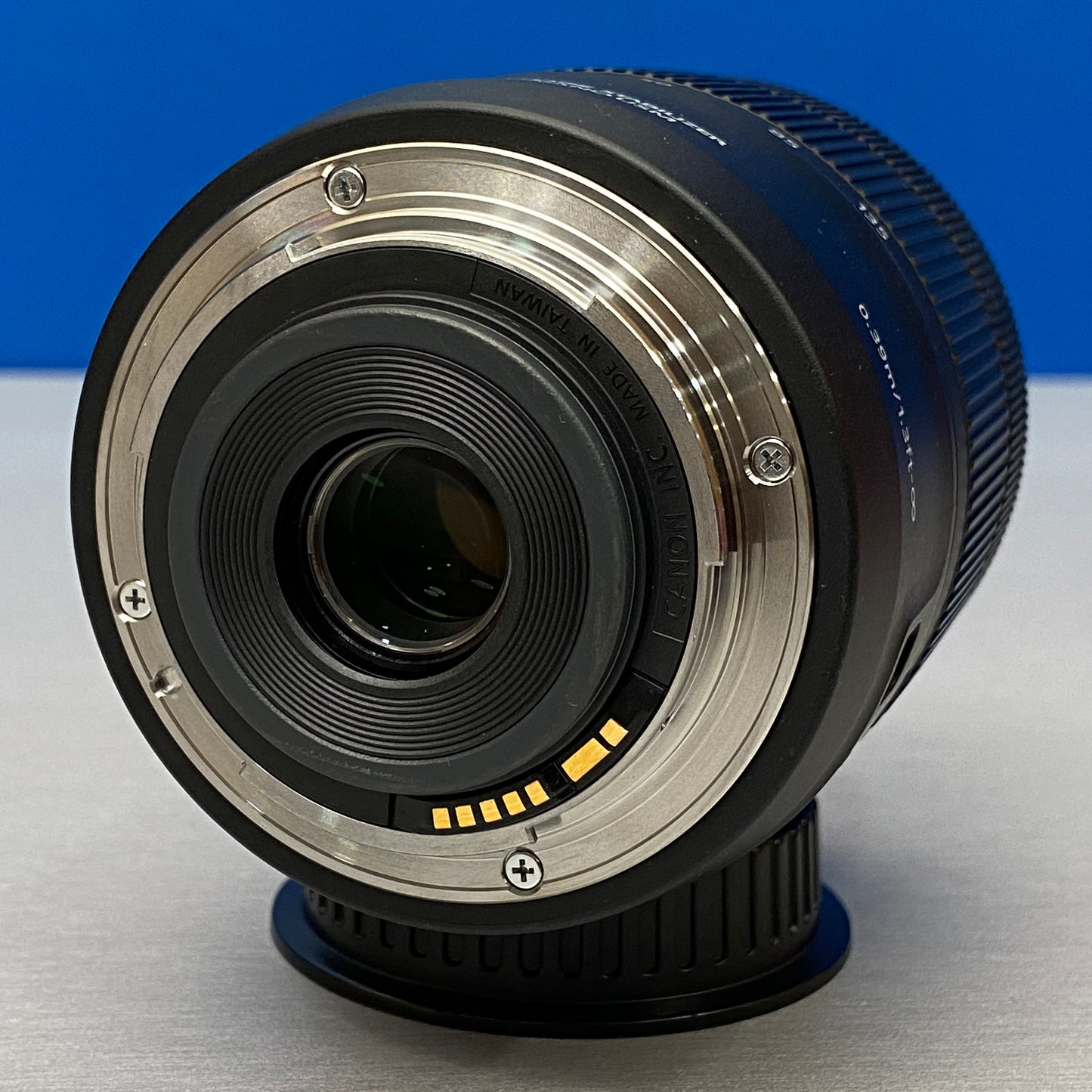 Canon EF-S 18-135mm f/3.5-5.6 IS Nano USM