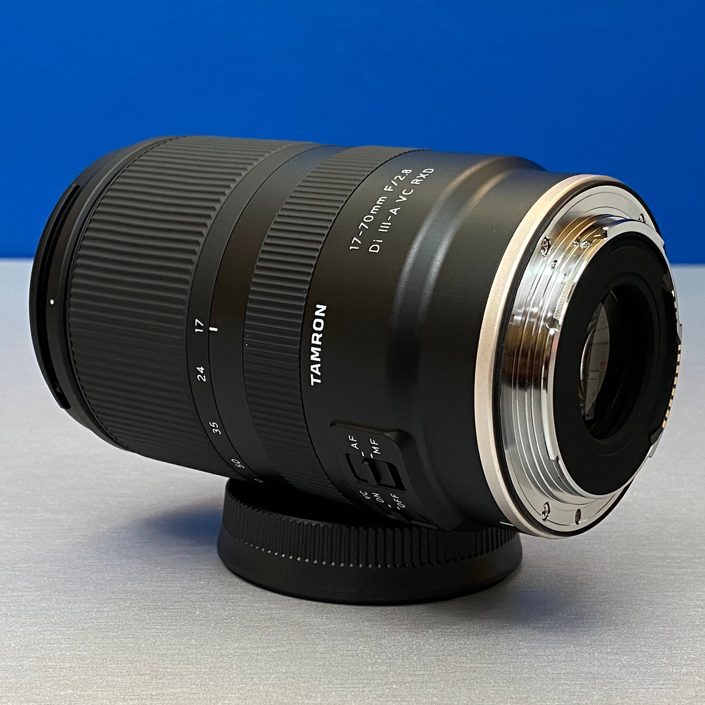 Tamron 17-70mm f/2.8 Di III-A VC RXD | Canon RF-S | NOVA