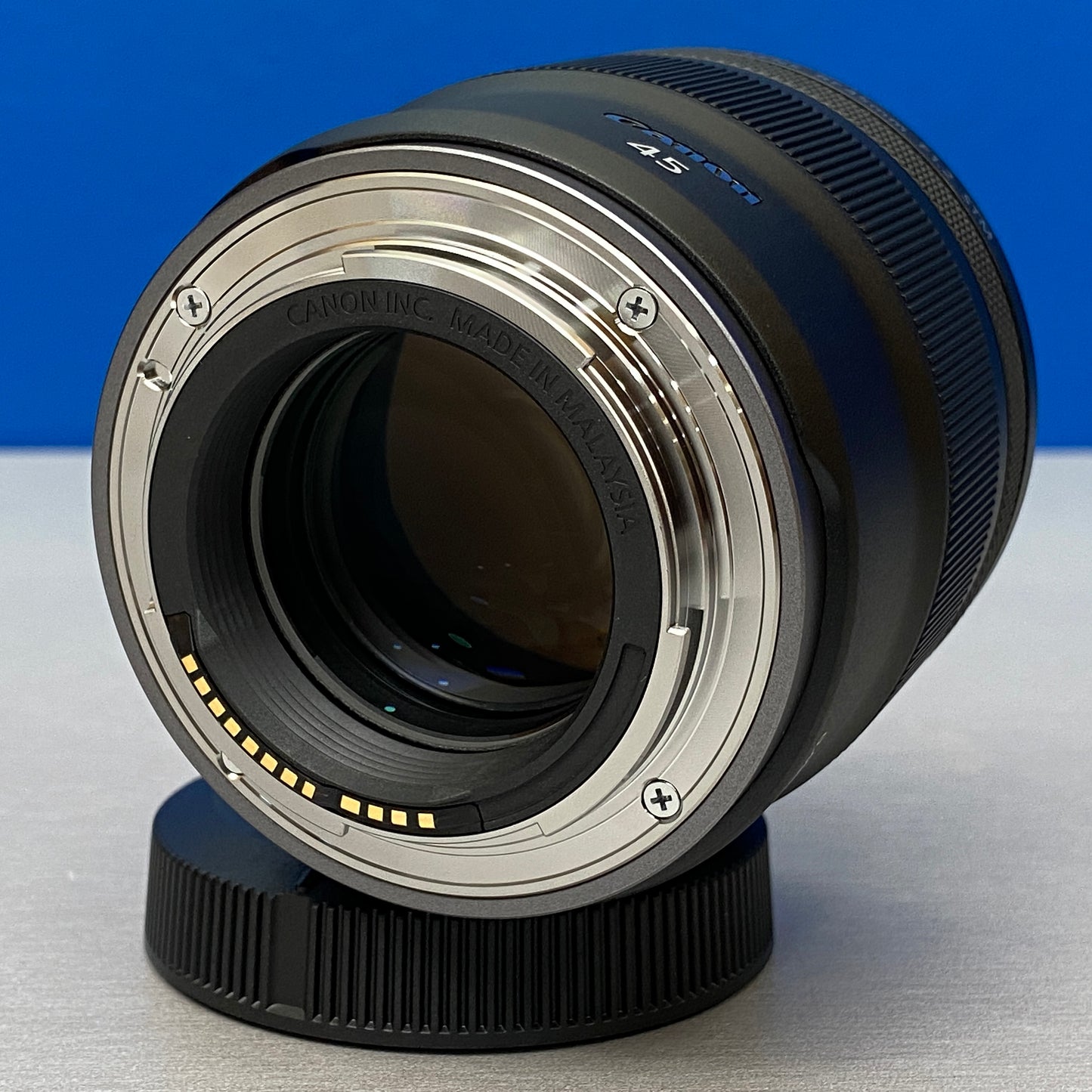 Canon RF 45mm f/1.2 STM | NOVA