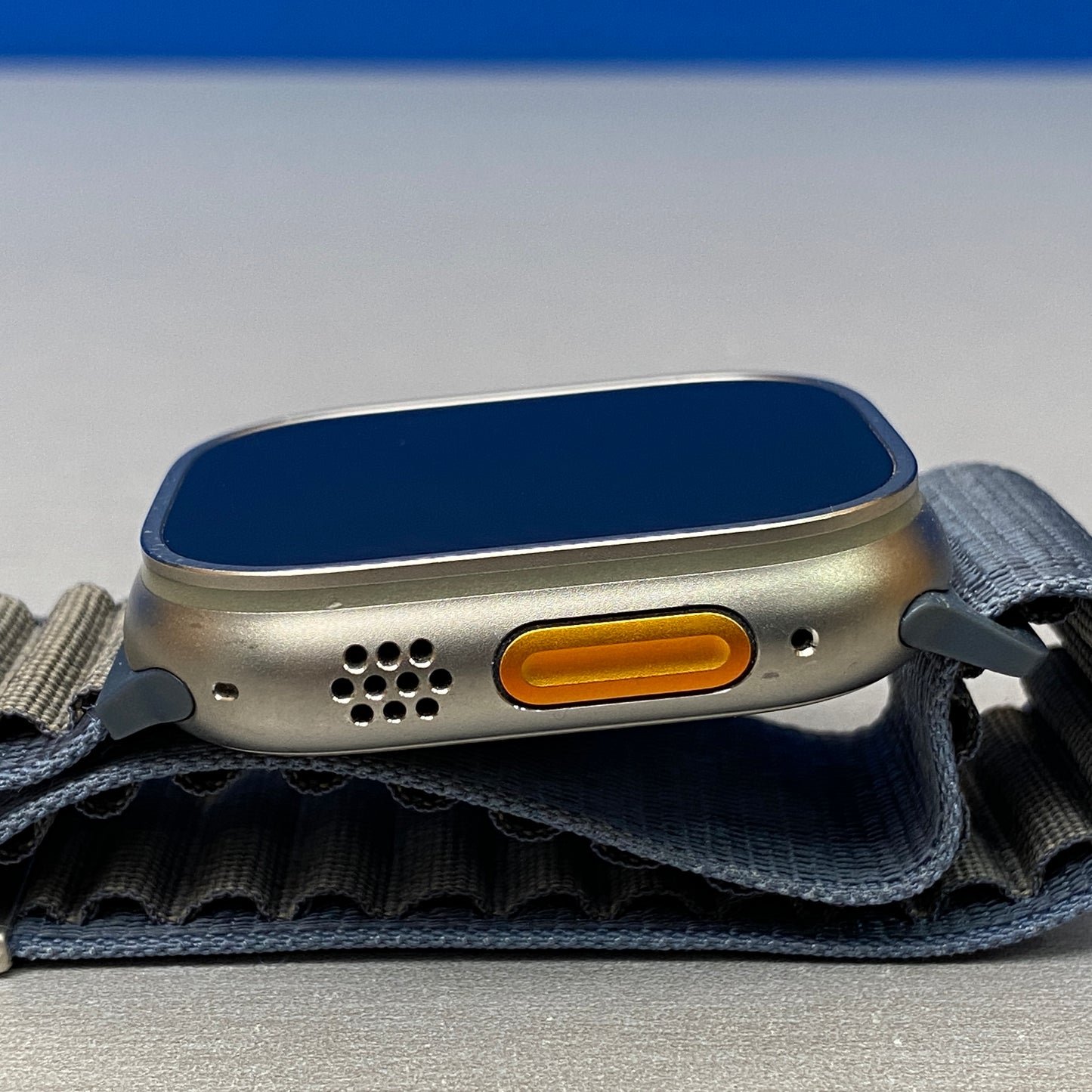 Apple Watch Ultra 2 | Titanium Natural | 49mm | Alpine Loop