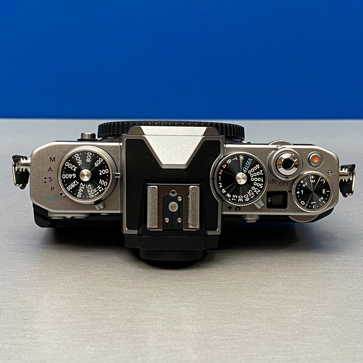 Nikon Z fc (Corpo) - 20.9MP
