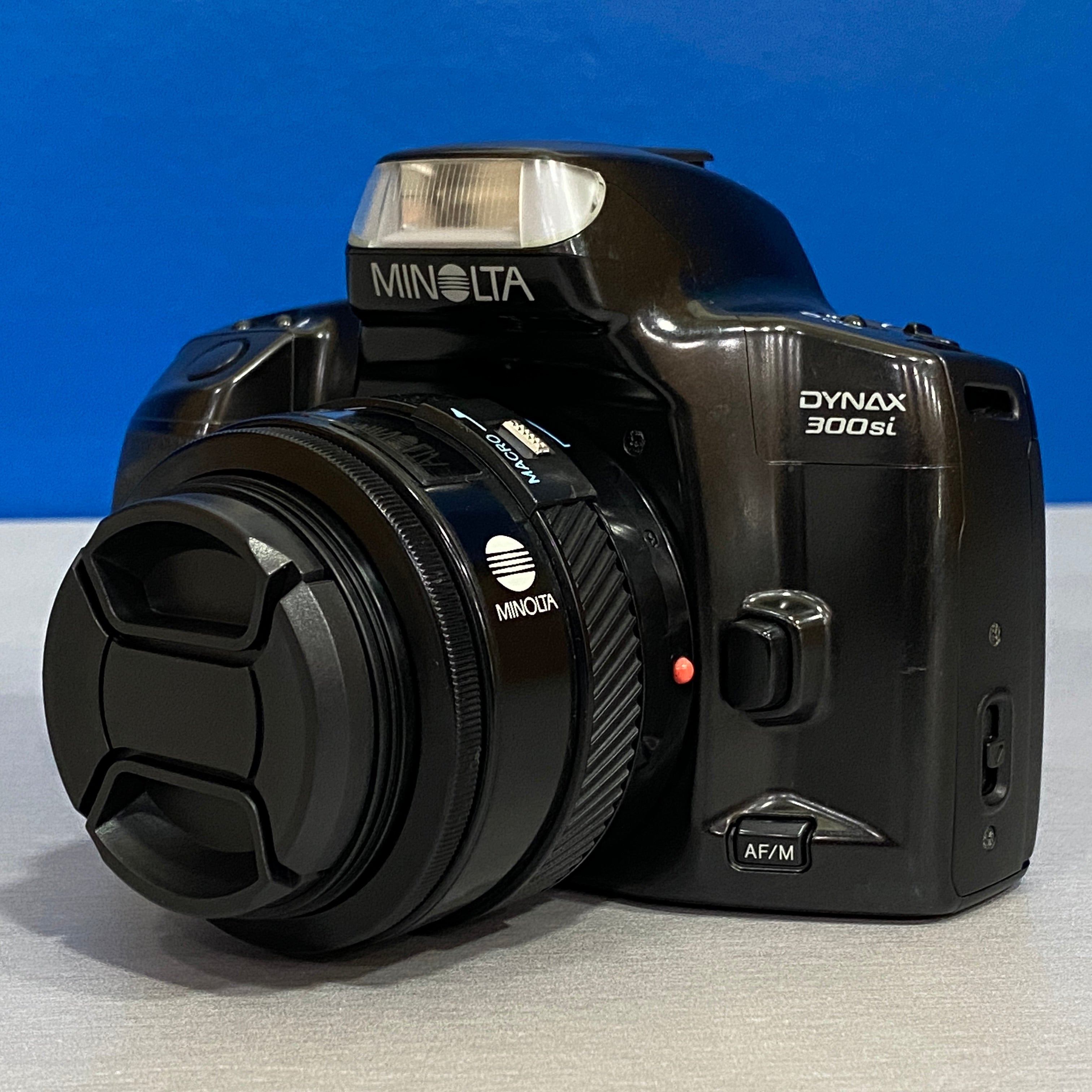 Reflex Minolta Dynax 300SI 24x36 + Objectif 35-70 Mm 1:35 - Argentique
