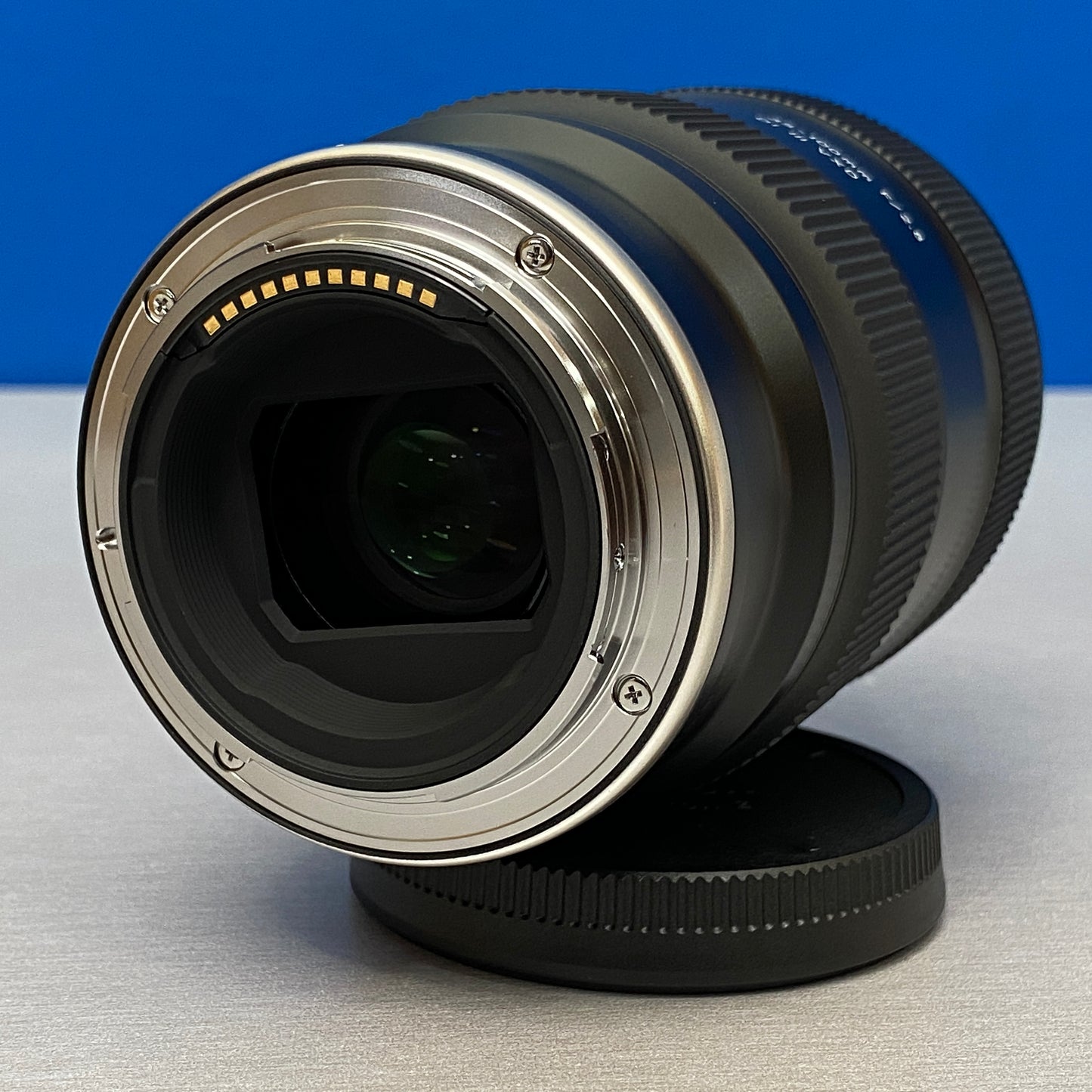 Tamron 35-100mm f/2.8 Di III VXD | NOVA