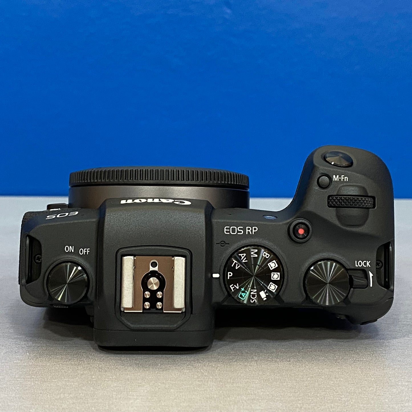 Canon EOS RP (26.2MP) + RF 24-105mm f/4-7.1 IS STM | NOVA