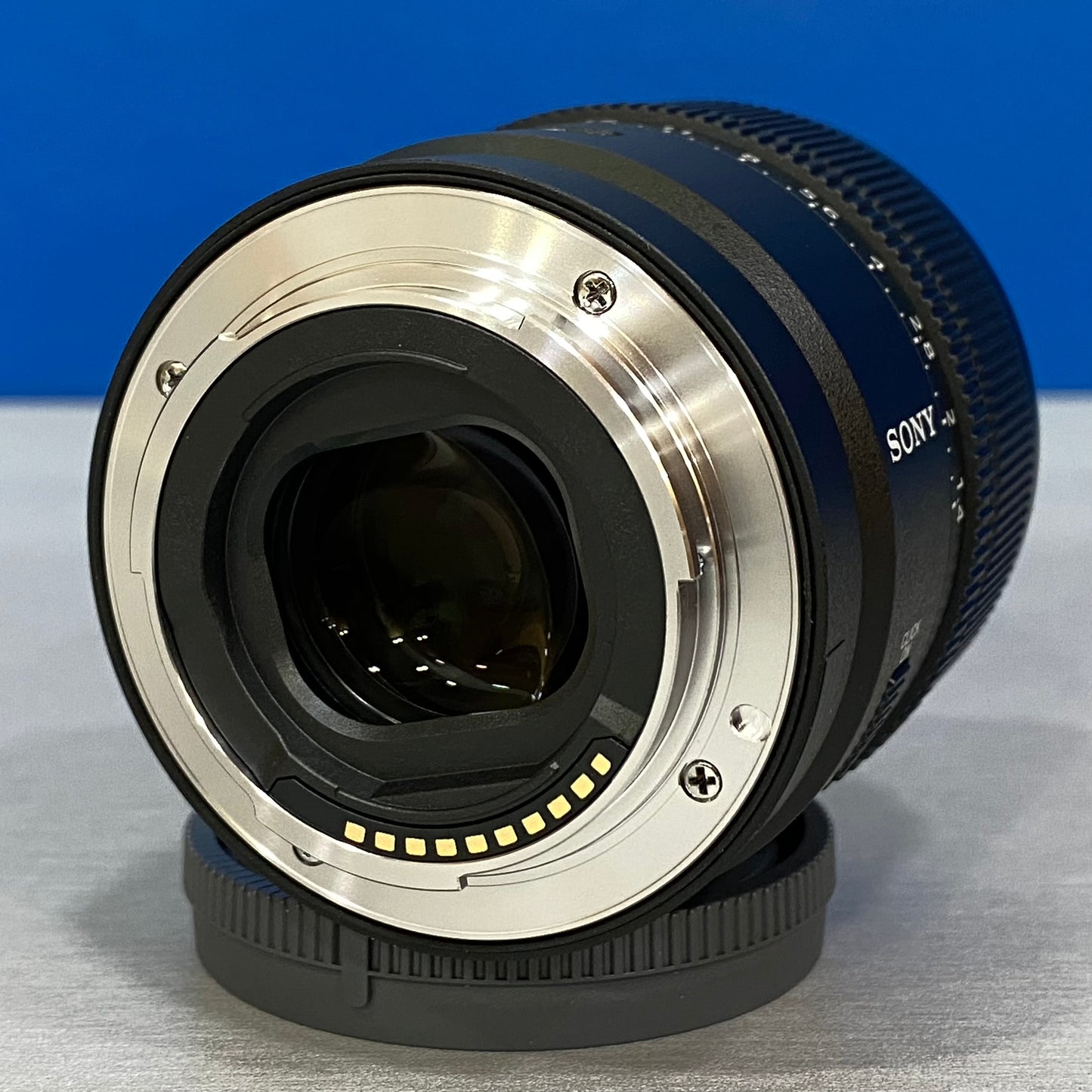 Sony E 15mm f/1.4G (NOVA)