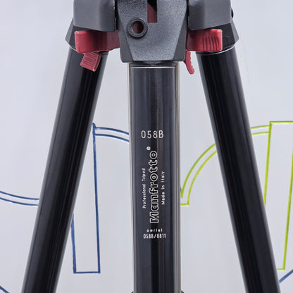 Tripé Manfrotto 058B + Cabeça 029 MK2 (3-Way)