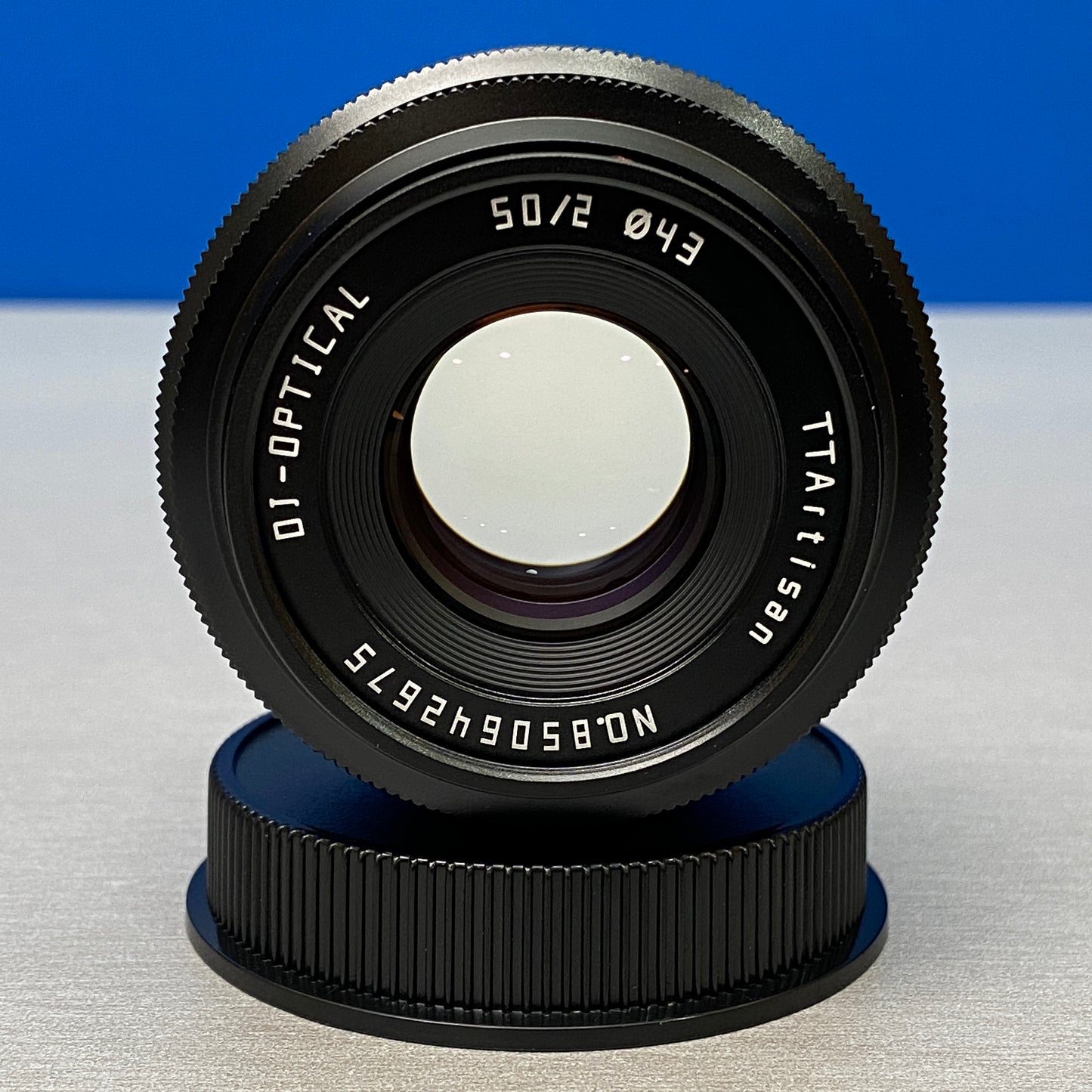 TTArtisan 50mm f/2 | NOVA