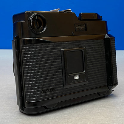 Fujifilm Fuji GS645S Professional | 60mm f/4 | Médio Formato