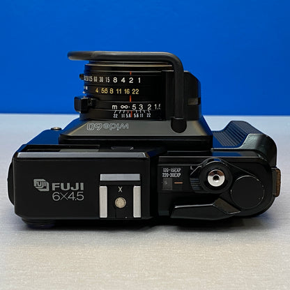 Fujifilm Fuji GS645S Professional | 60mm f/4 | Médio Formato