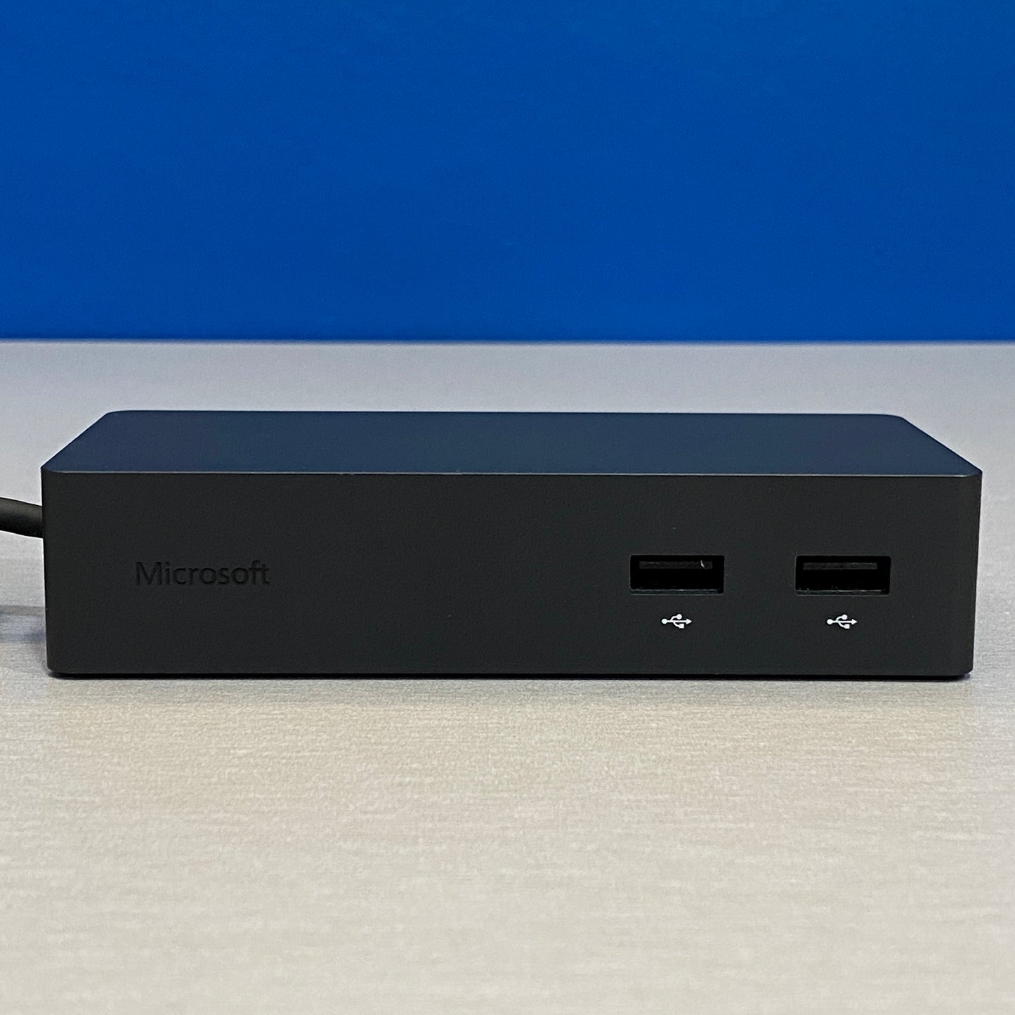 Microsoft Surface Dock (Surface Pro/GO/Laptop/Studio/Book Series)