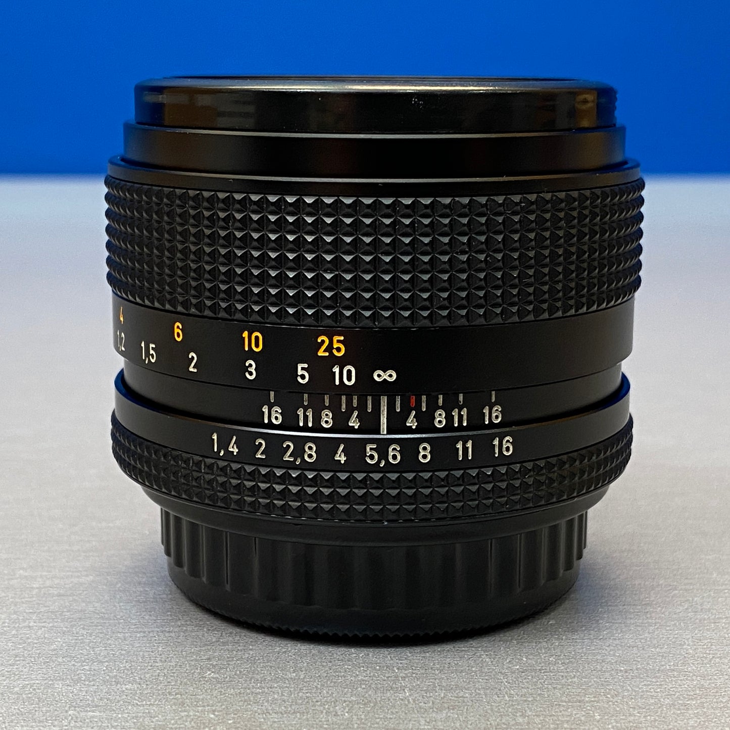 Carl Zeiss Planar 50mm f/1.4 T* | Contax/Yashica | CY
