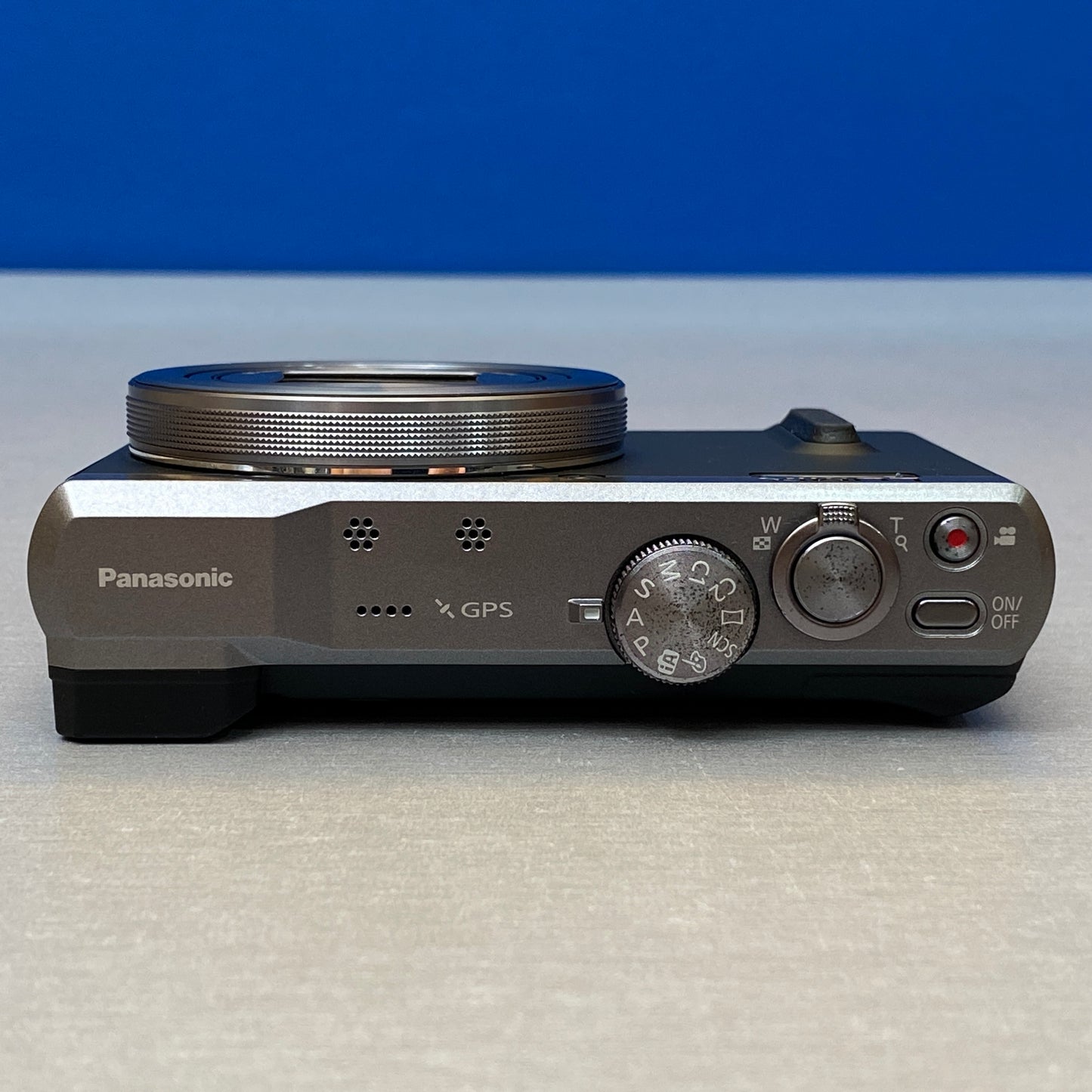 Panasonic Lumix DMC-TZ60 (18.1MP)