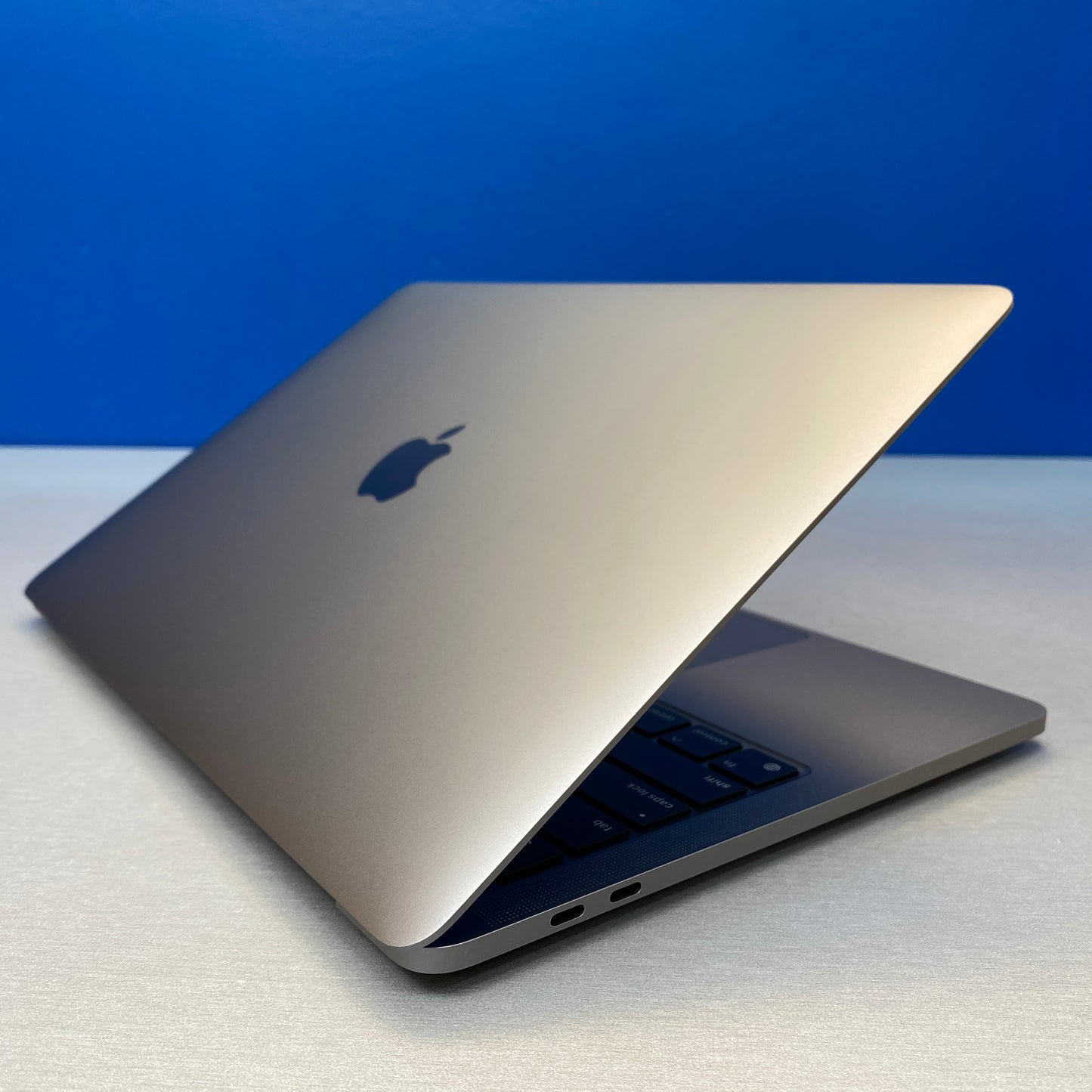Apple MacBook Pro 13" | 2020 | M1 8-Cores/8GB/256GB SSD