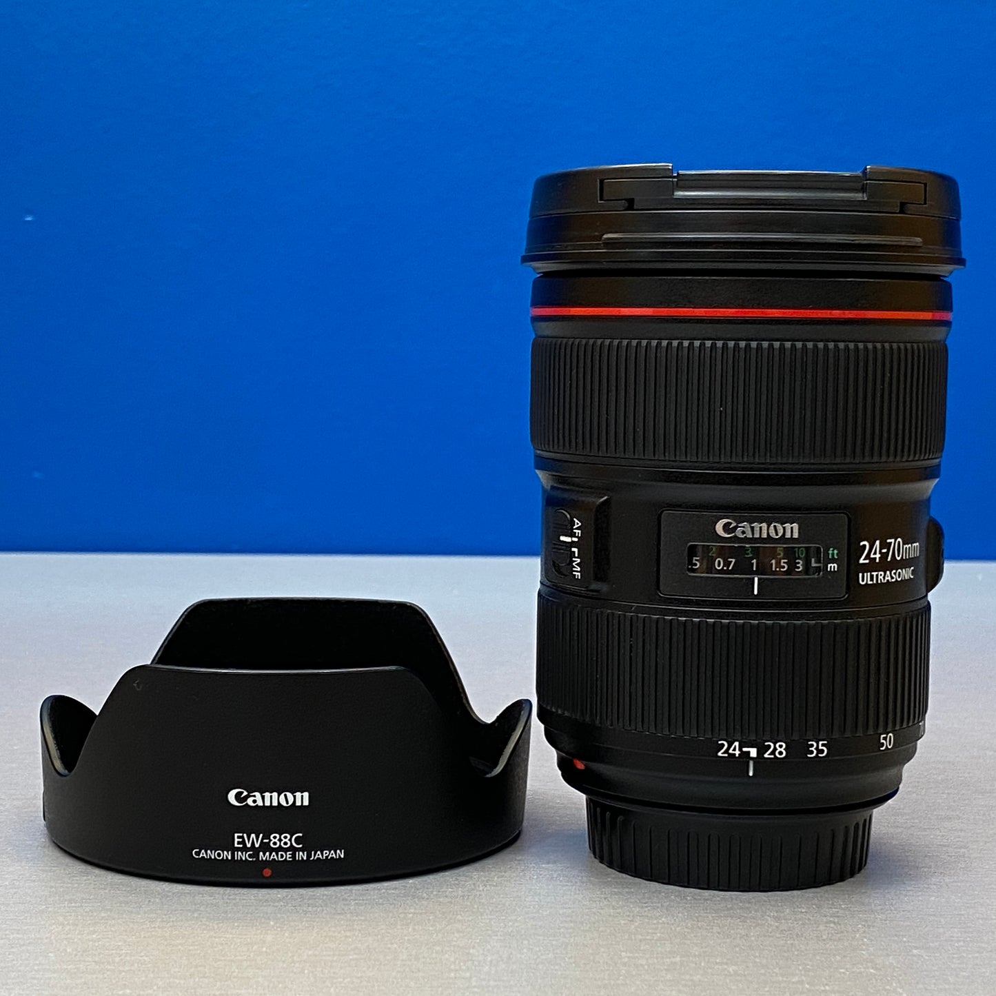Canon EF 24-70mm f/2.8 L II USM