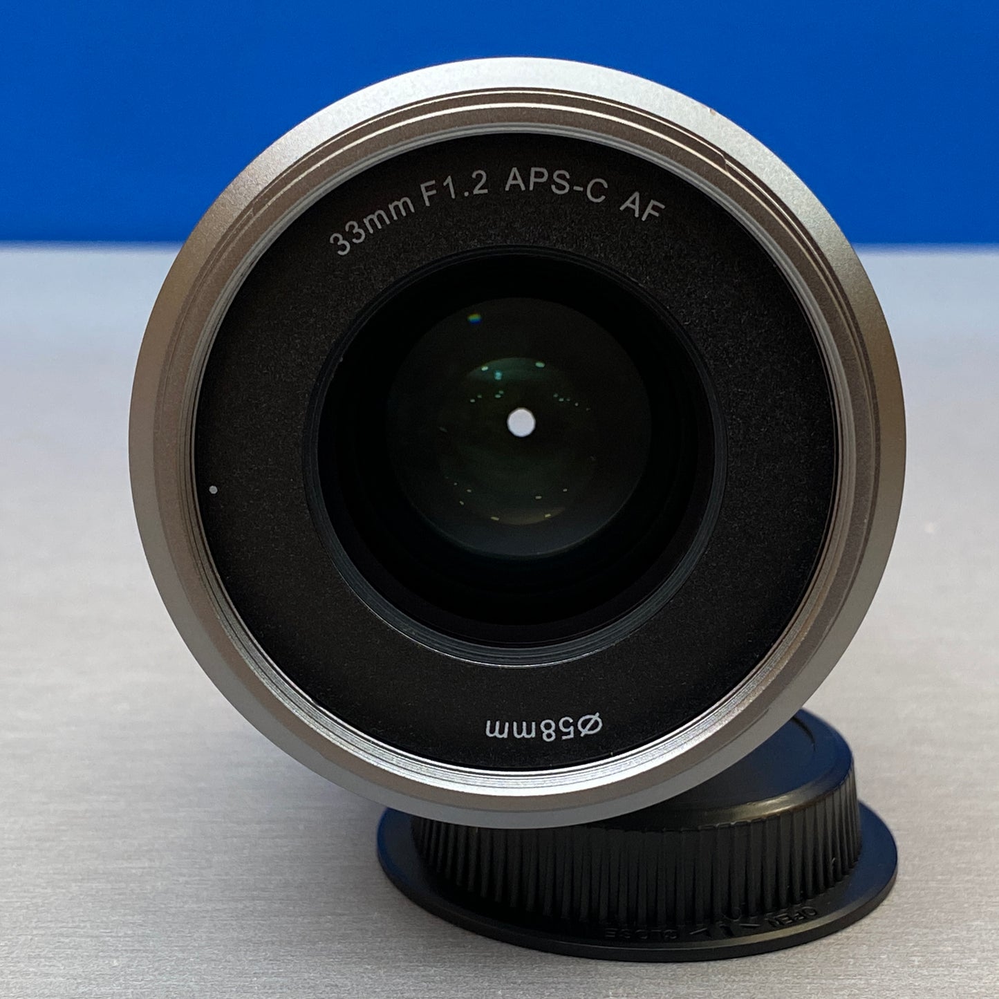 SIRUI Sniper 33mm f/1.2 AF | Fujifilm