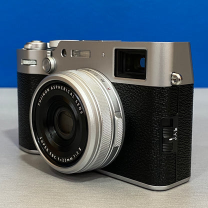 Fujifilm X100VI (40.2MP) | NOVA