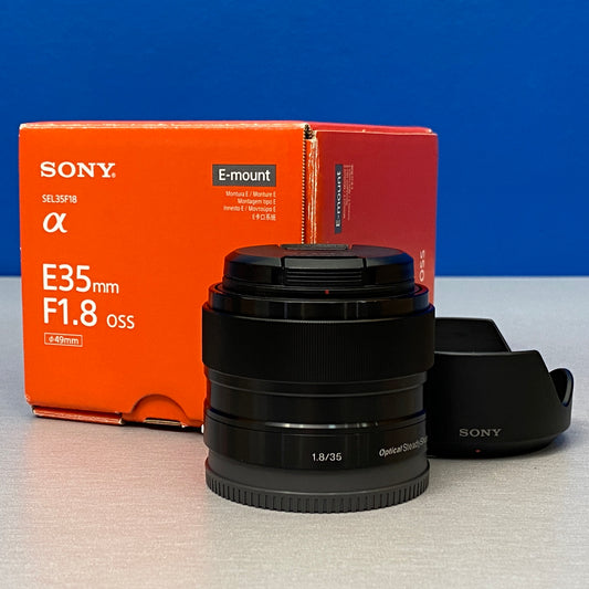 Sony E 35mm f/1.8 OSS