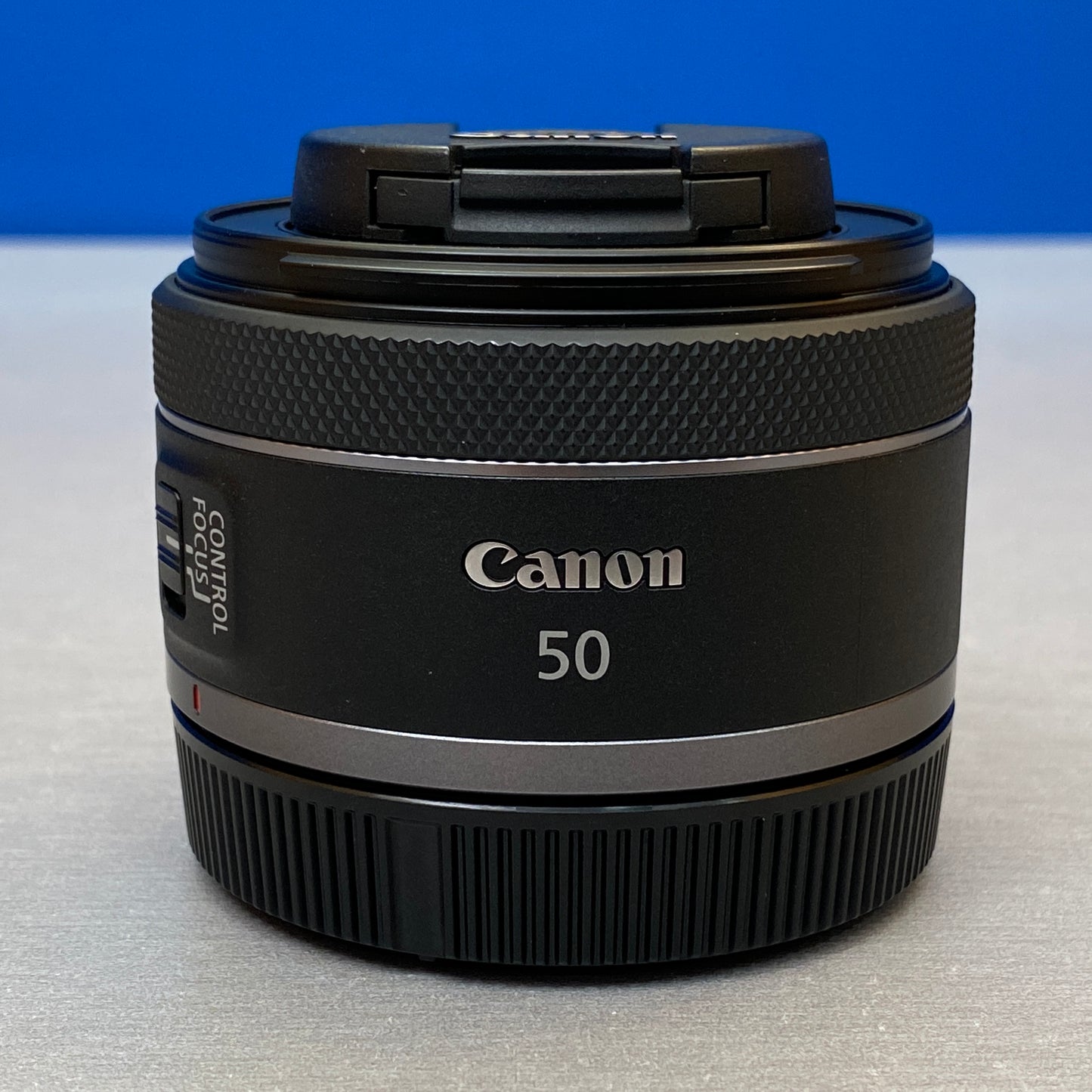 Canon RF 50mm f/1.8 STM