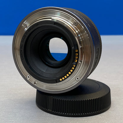 Canon RF 50mm f/1.8 STM