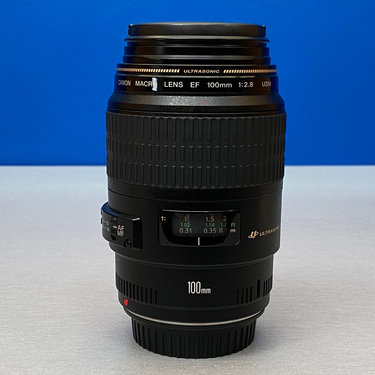 Canon EF 100mm f/2.8 Macro USM
