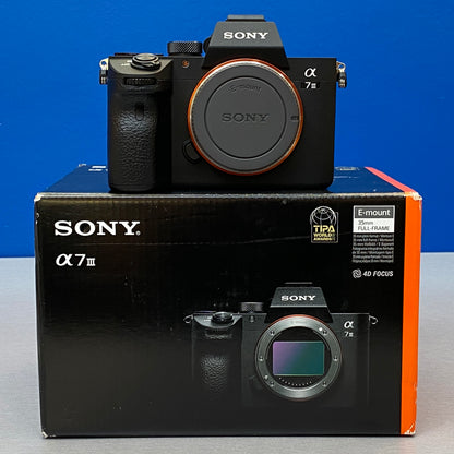 Sony Alpha A7 III (Corpo) - 24.2MP